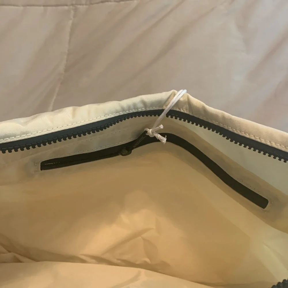 Baggu Large Nylon Crescent Bag in Ivory - Picture 5 of 5